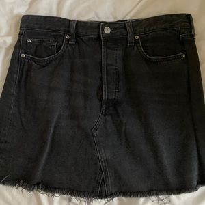 H&M Black denim skirt sz 12